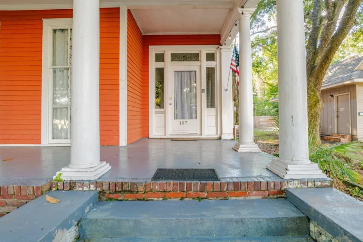 Pretty Peach Palace-Historic, Mins To Downtown Мобил Экстерьер фото